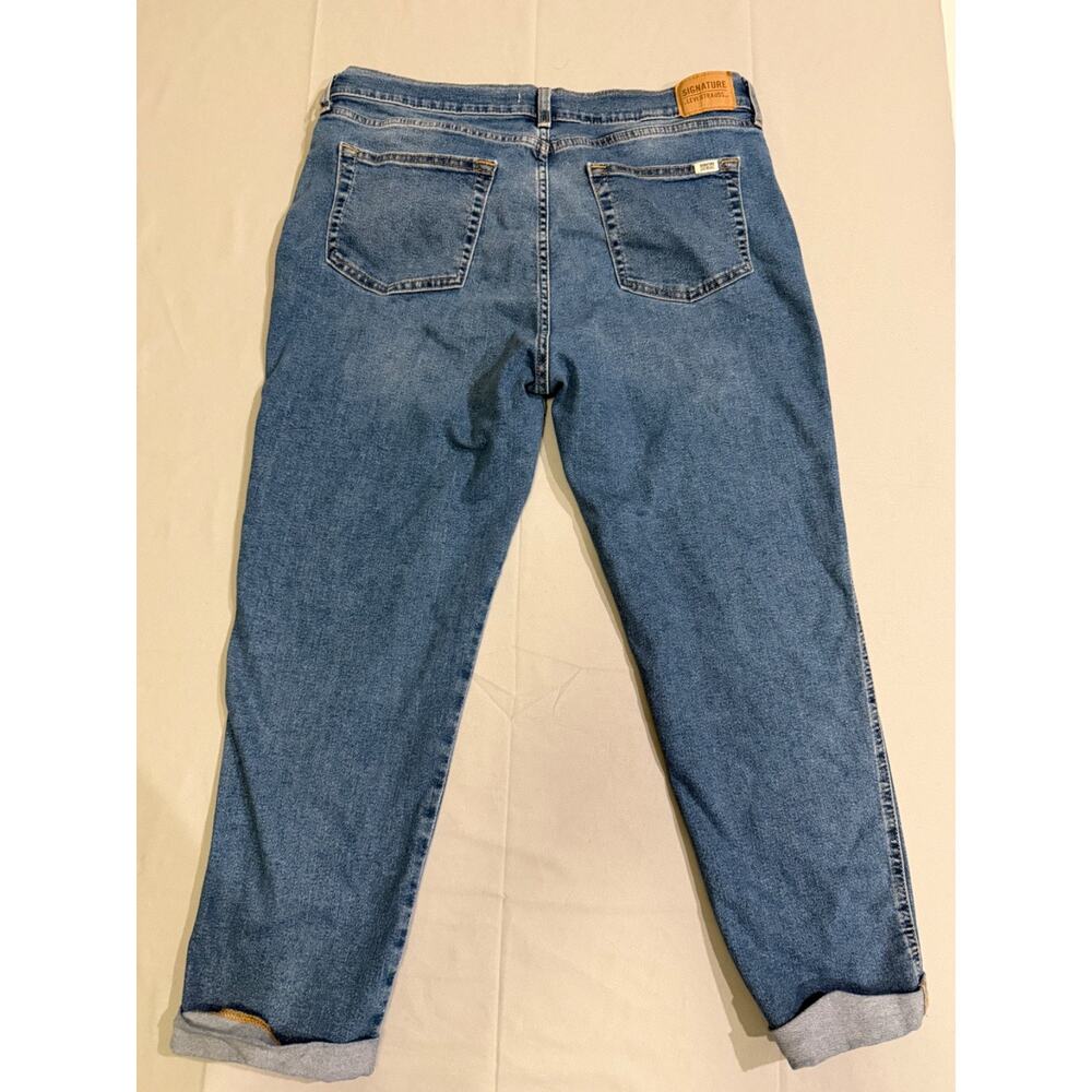 Levi Signature Heritage Boyfriend Jeans Womens 12 W31 Blue Stretch Cuffed - Picture 2 of 11